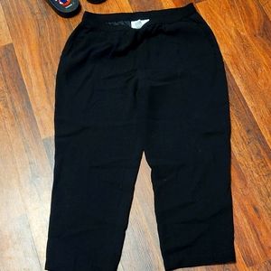 Chicos black pant says 00 but fit my 18 year old size 8